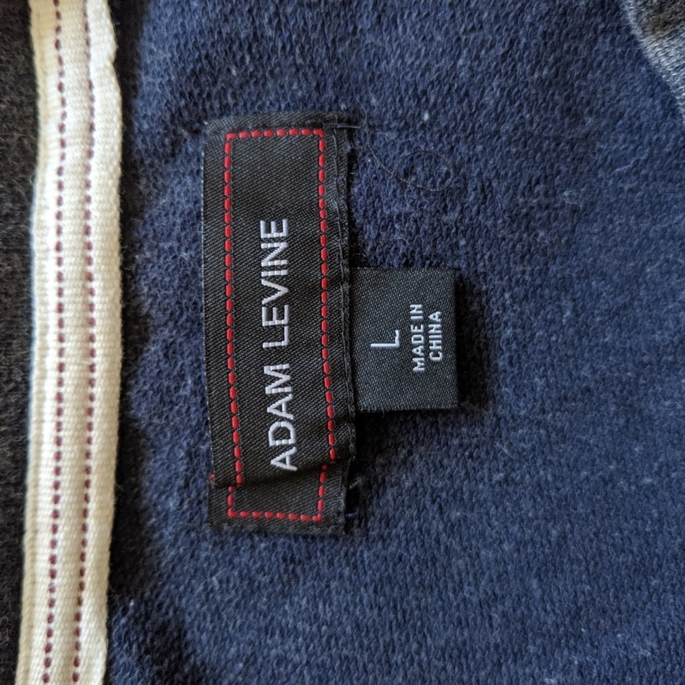Sweater - Picture 3 of 3
